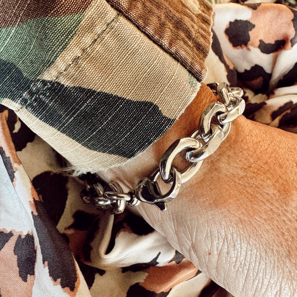 Stainless Steel Shaved Edge Open Link Bracelet